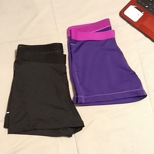 2 Nike Spandex